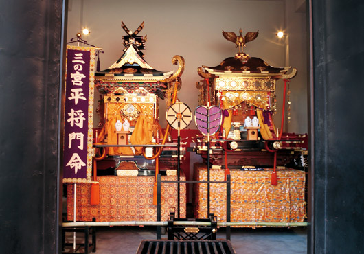鳳輦神輿